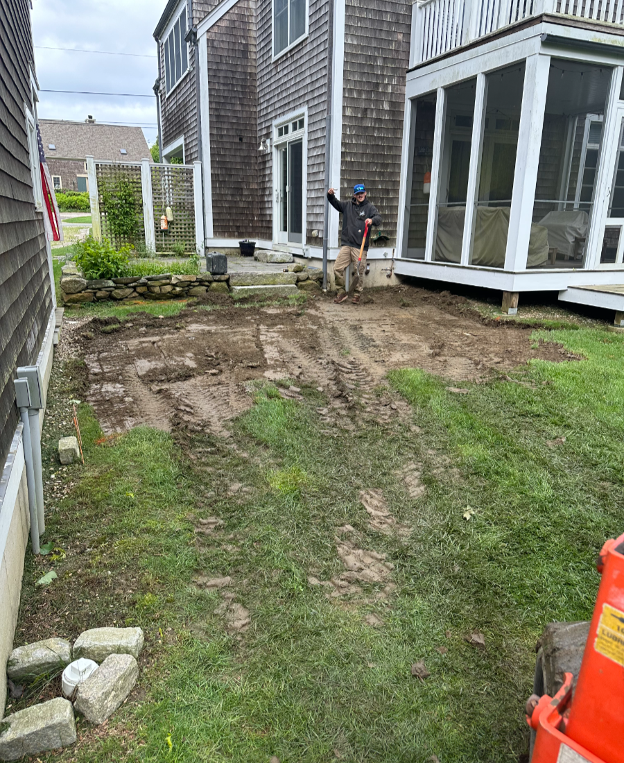 blue stone patio install-000