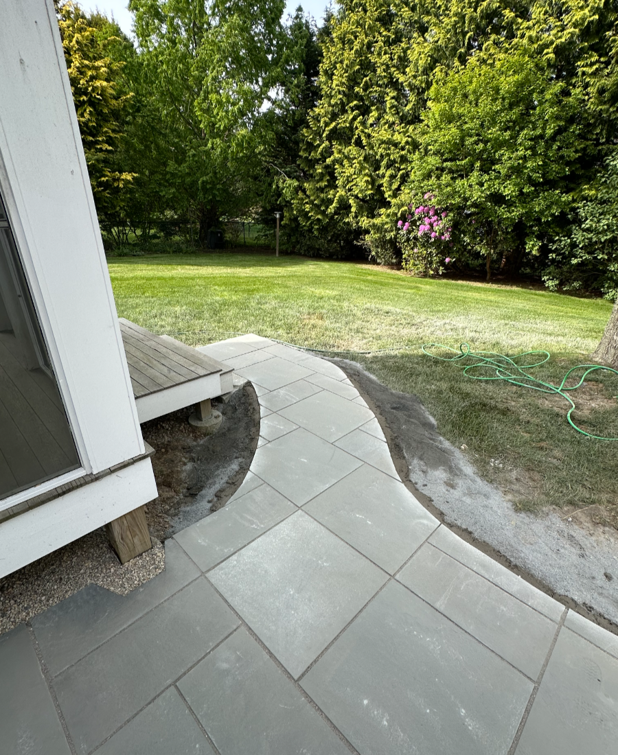 blue stone patio install-005