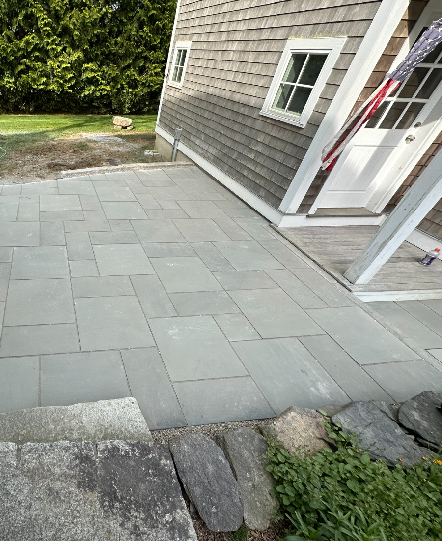 blue stone patio install-008