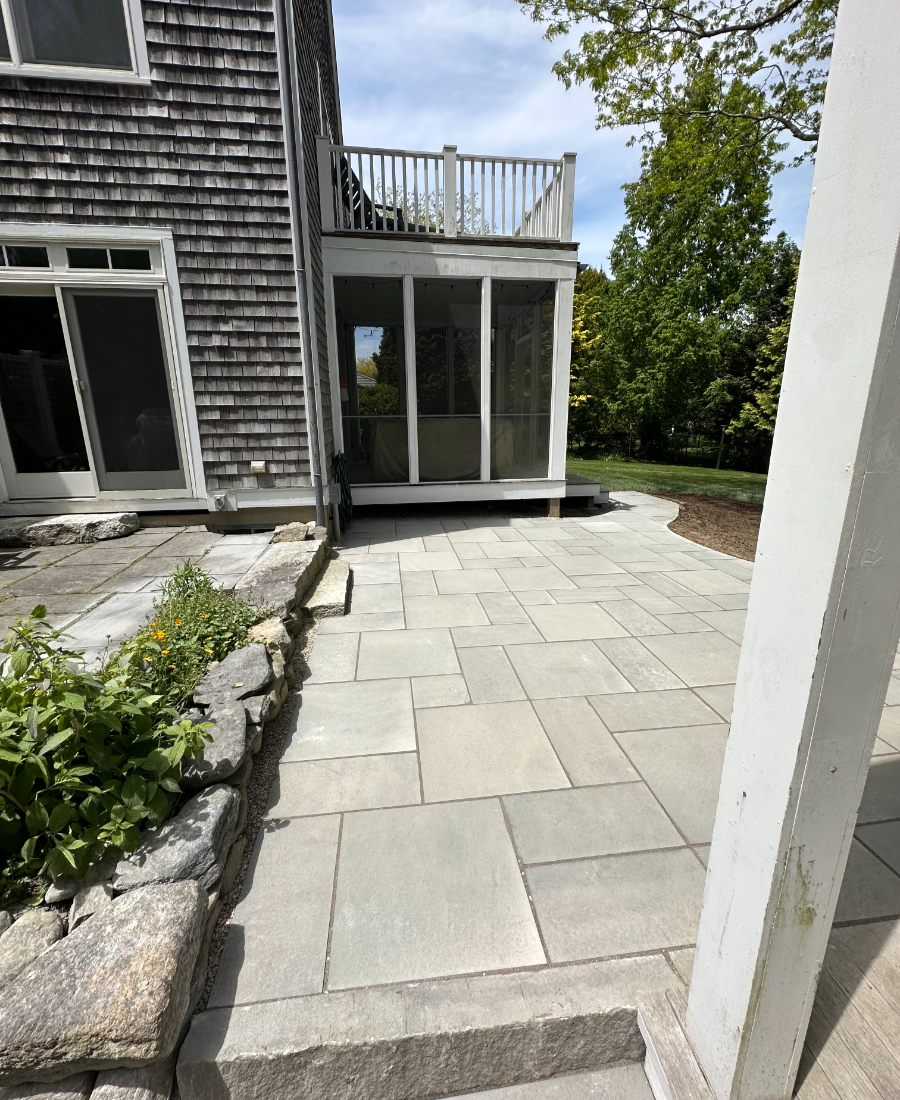 blue stone patio install-011