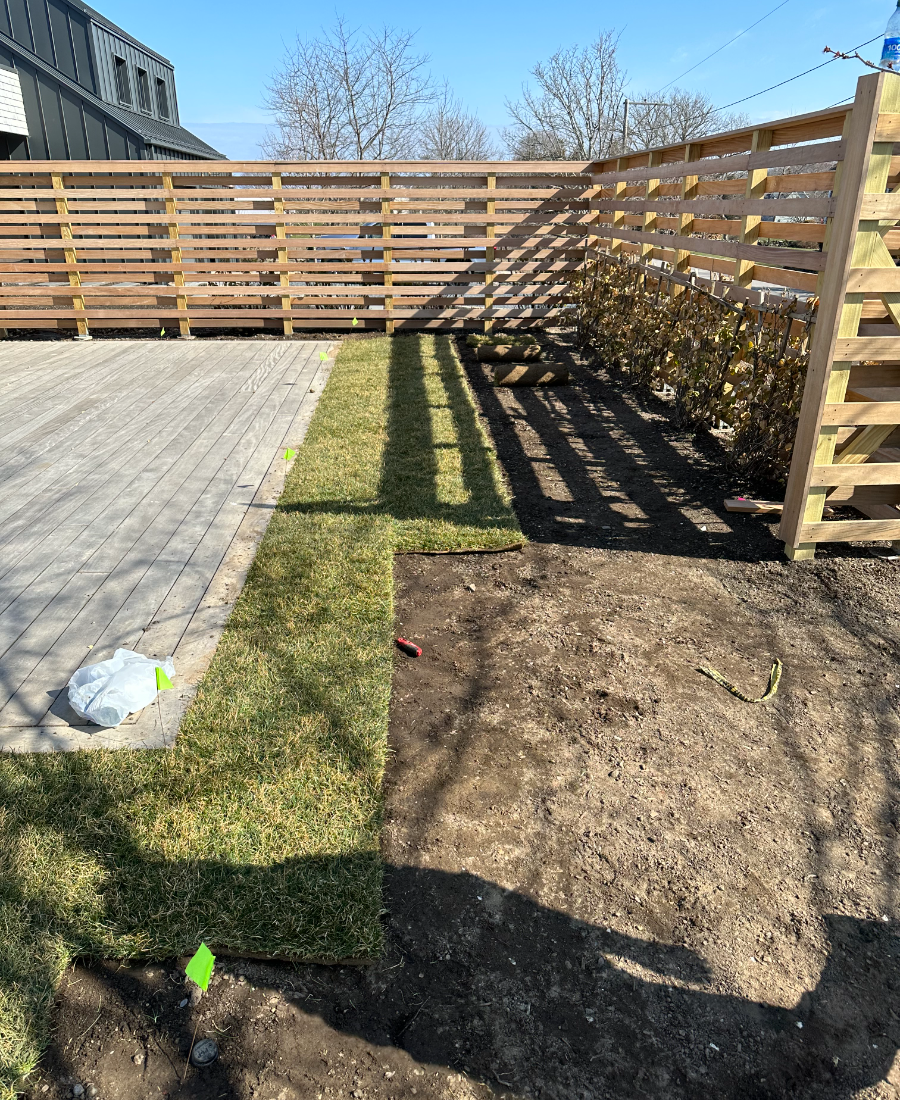 lawn install on new construction build-047
