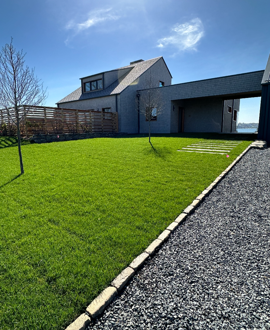 lawn install on new construction build-058
