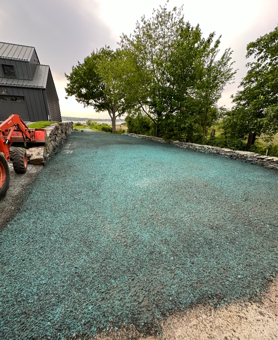 lawn install on new construction build-061